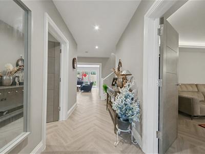 Property image 8 of home to buy in Ridgehill Rise, Shenley